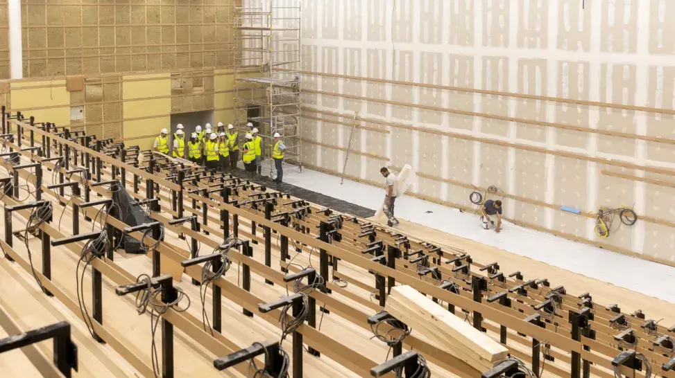 Étudiants visitant le centre La Chapelle